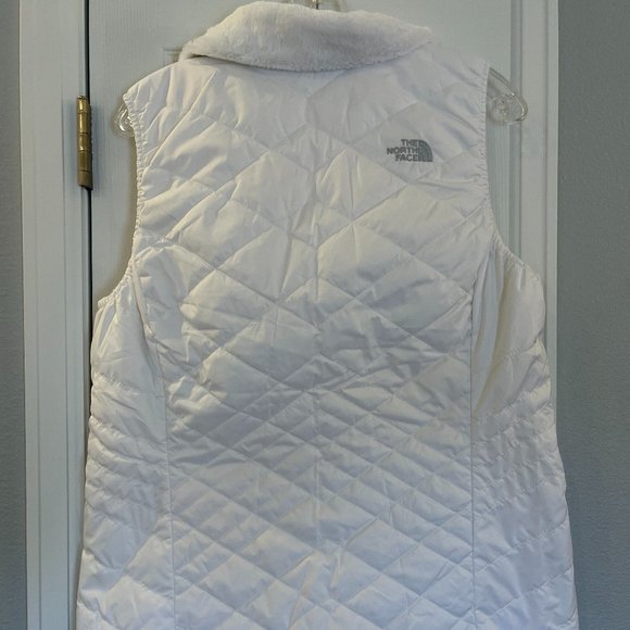 The North Face White Vest - Picture 3 of 5
